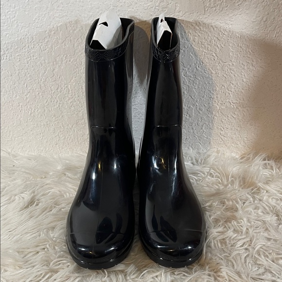 UGG Sienna Rain Boot Black High-Gloss Finish Real Fur From Sheep Size 11 NEW - Picture 3 of 16
